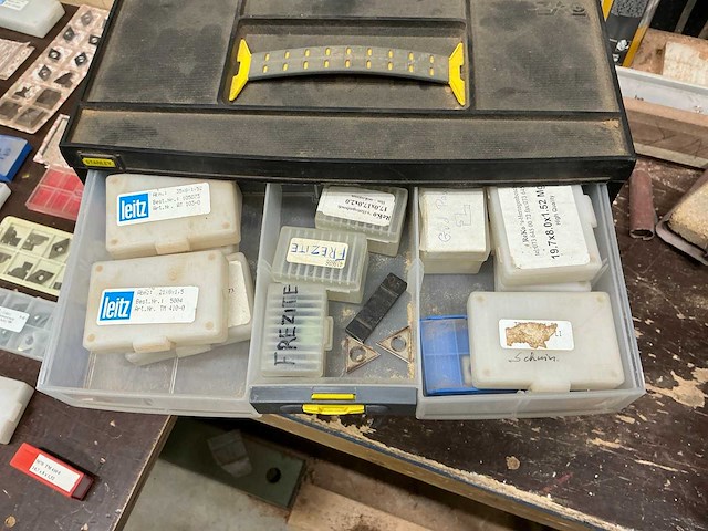 Partij wisselmessen voor freesgereedschappen - afbeelding 6 van  24