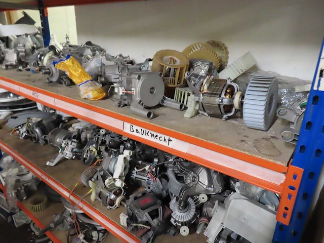 Partij witgoed onderdelen met stellingen - afbeelding 9 van  11