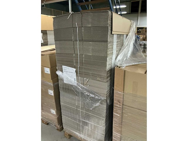 Partij witte amer. vouw dozen 420x300x95mm (900x) - afbeelding 1 van  4