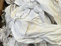 Partij witte legerkleding - afbeelding 2 van  4