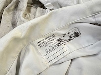 Partij witte legerkleding - afbeelding 3 van  4