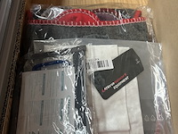 Partij w.o. dakdragers, led buis, bbq w.o. thule - afbeelding 5 van  10