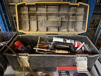Partij w.o. gereedschapskoffer, vacüumheffers, carbon filters w.o. honeywell, sencys - afbeelding 4 van  8