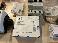 Partij w.o. installatiemateriaal, deurklinken, w.o. e.t.n., siemens - afbeelding 14 van  17