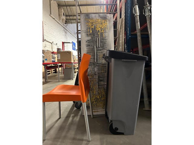 Partij w.o. kamerscherm, stoelen, glaswerk - afbeelding 2 van  8