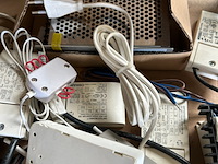 Partij w.o. verlichting en toebehoren, w.o. geberit, somfy - afbeelding 5 van  8