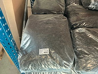 Partij woodchips black h08 50l per zak (36x) - afbeelding 2 van  3
