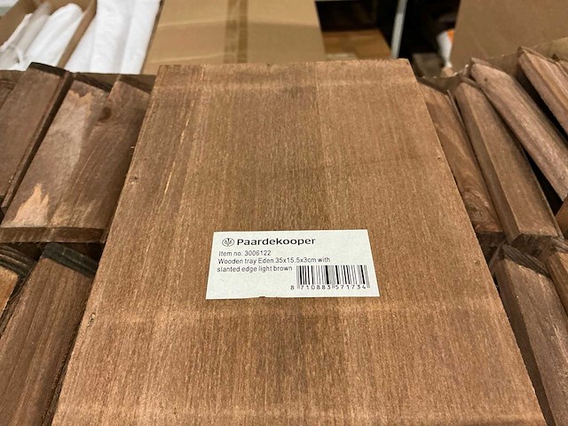 Partij wooden tray eden 35x15,5x3cm with slanted edge light brown (160x) - afbeelding 4 van  5