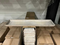 Partij wooden tray eden 80x20x4cm with slanted edge light brown (75x) - afbeelding 2 van  6