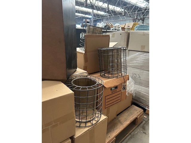 Partij woonaccessoires, meubelen - afbeelding 5 van  5