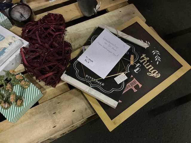 Partij woonaccessoires - afbeelding 6 van  6