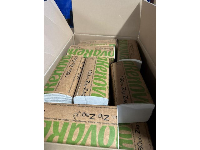 Partij woonartikelen, meubels, persoonlijke verzorging, speelgoed etc. - afbeelding 10 van  25