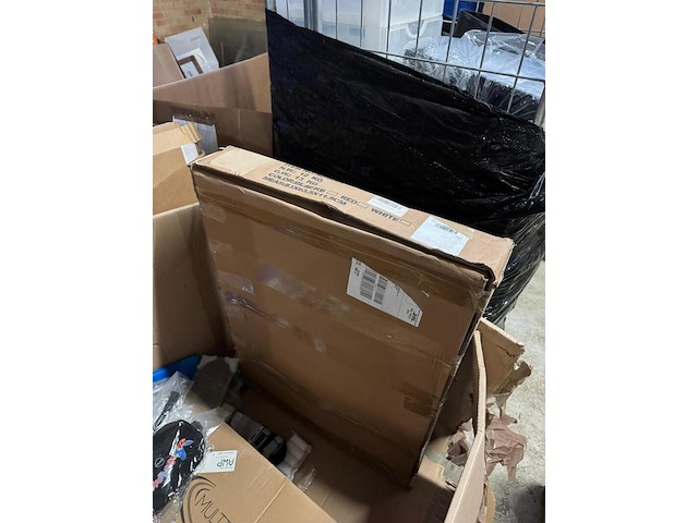 Partij woonartikelen, meubels, persoonlijke verzorging, speelgoed etc. - afbeelding 15 van  25