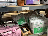 Partij woonartikelen, meubels, persoonlijke verzorging, speelgoed etc. - afbeelding 24 van  25