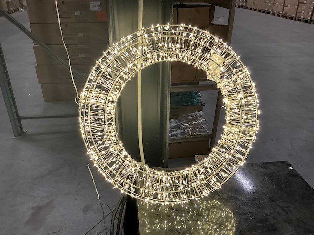 Partij wreath 50cm with 1440 led with timer ip44 metal wire silver color ring (10x) - afbeelding 1 van  4
