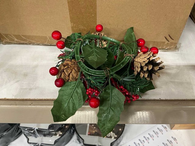 Partij wreath christmas rings ø7,6cm berries red r3 (320x) - afbeelding 2 van  4