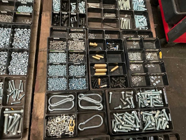 Partij wurth bevestigingsmiddelen en divers - afbeelding 8 van  14