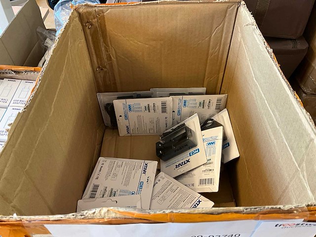 Partij xtar mc2 batterijlader - afbeelding 5 van  6