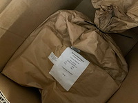 Partij zaad en bemestingszakken - afbeelding 3 van  6