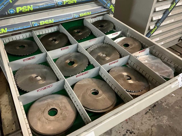 Partij zaagfrezen - afbeelding 2 van  8