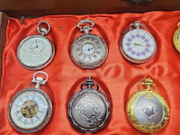 Partij zakhorloges in horlogekist - afbeelding 8 van  11