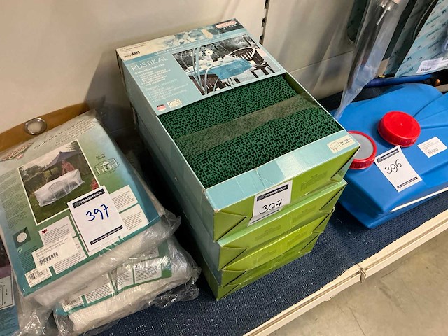 Partij zeilen en hoezen (15x) - afbeelding 2 van  9