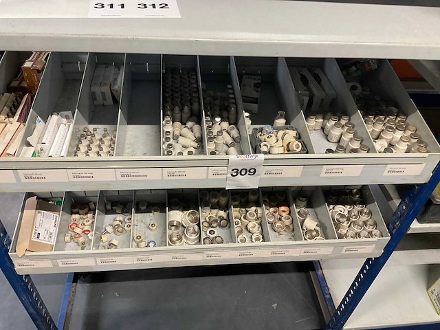 Partij zekeringen en stoppen - afbeelding 1 van  5