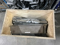 Partij zekeringsmateriaal voor meubelbak - afbeelding 10 van  12