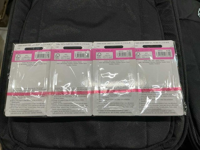 Partij zenner metal free haar elastieken 36pcs (4860x) - afbeelding 3 van  6