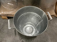 Partij zinc emmers 11l met oren (40x) - afbeelding 2 van  4