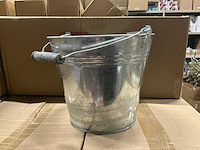 Partij zinc emmers met houten handvat ø25xh21cm (468x) - afbeelding 1 van  4