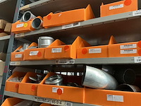 Partij zinken loodgietersmaterialen - afbeelding 1 van  13