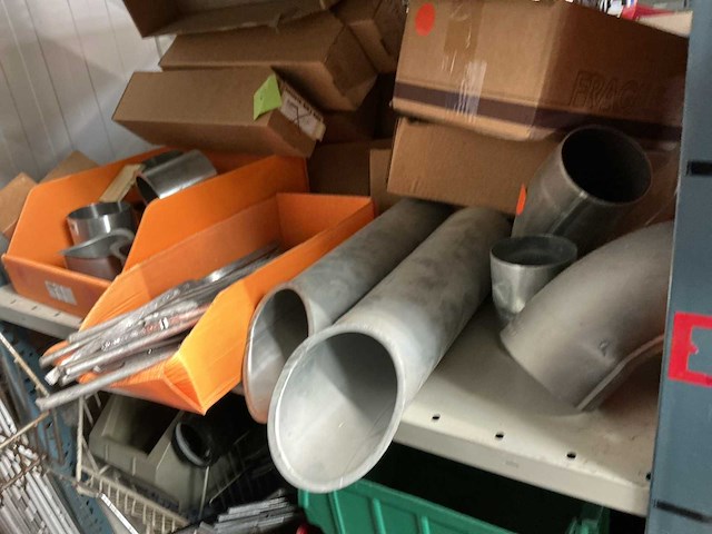 Partij zinken loodgietersmaterialen - afbeelding 8 van  13