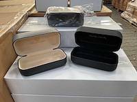 Partij zonnebrillen doosjes (395x) - afbeelding 1 van  3