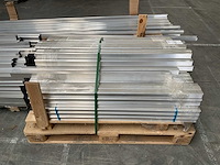 Partij zonnepaneel aluminium bevestigingsprofielen - afbeelding 5 van  8