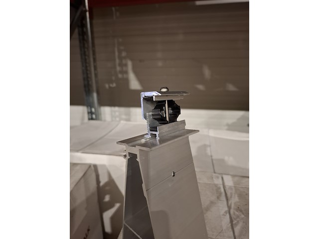 Partij zonnepaneel bevestigingsmateriaal , en toebehoren - afbeelding 9 van  14