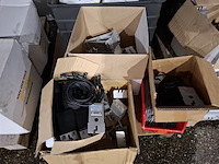 Partij zonnepaneel bevestigingsmateriaal , en toebehoren - afbeelding 11 van  14