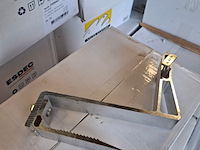 Partij zonnepaneel bevestigingsmateriaal o.a. van der valk - afbeelding 42 van  52