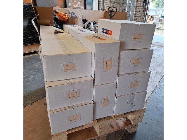 Partij zonnepaneel bevestigingsmateriaal - afbeelding 19 van  38