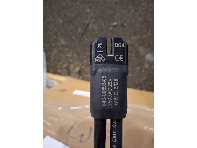 Partij zonnepaneel connectoren diverse soorten - afbeelding 3 van  12