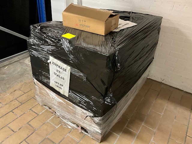 Partij zonnepaneel installatie materiaal - afbeelding 3 van  14