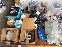 Partij zonnepaneel installatie materiaal - afbeelding 8 van  12