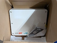 Partij zonnepaneel installatiemateriaal en omvormers - afbeelding 6 van  7