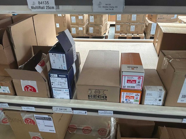 Partij zonnepaneel installatiematerialen - afbeelding 19 van  22
