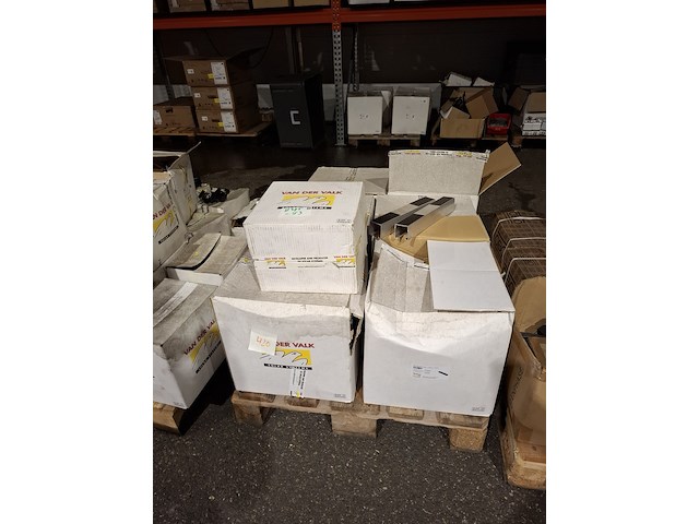 Partij zonnepaneel montage toebehoren - afbeelding 13 van  14