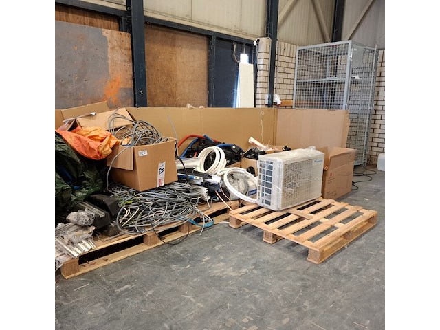 Partij zonnepaneel montagemateriaal en toebehoren - afbeelding 12 van  20