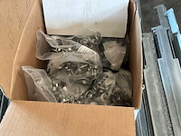 Partij zonnepaneel montagemateriaal - afbeelding 2 van  12