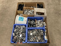 Partij zonnepaneel montagemateriaal - afbeelding 1 van  13