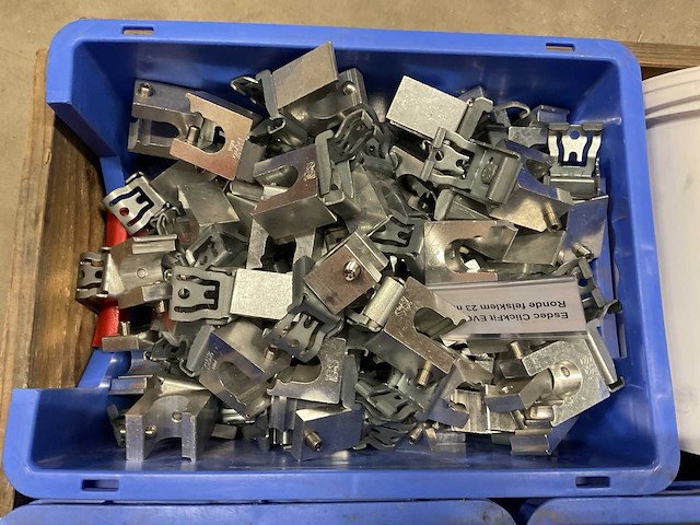 Partij zonnepaneel montagemateriaal - afbeelding 8 van  13
