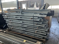 Partij zonnepaneel montagesteun - afbeelding 1 van  5